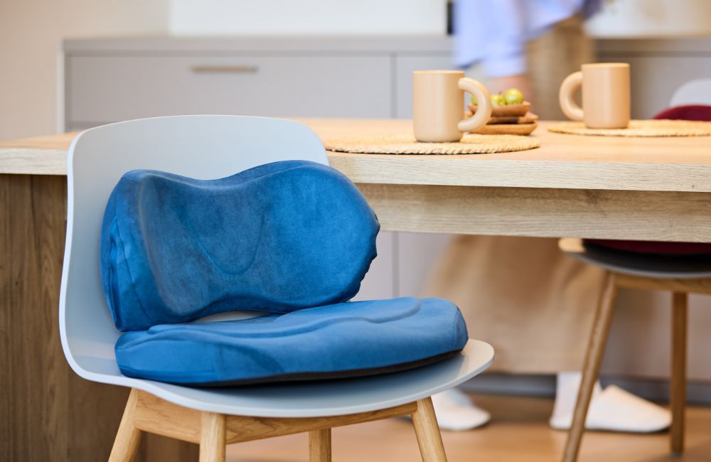 HUG - EXGEL SEATING LAB エクスジェル シーティングラボ | 株式会社 加地