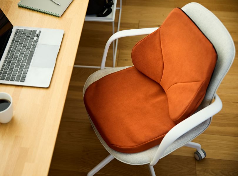 THE OWL - EXGEL SEATING LAB エクスジェル シーティングラボ | 株式
