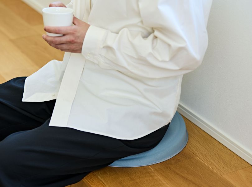 PUNI - EXGEL SEATING LAB エクスジェル シーティングラボ | 株式会社 加地
