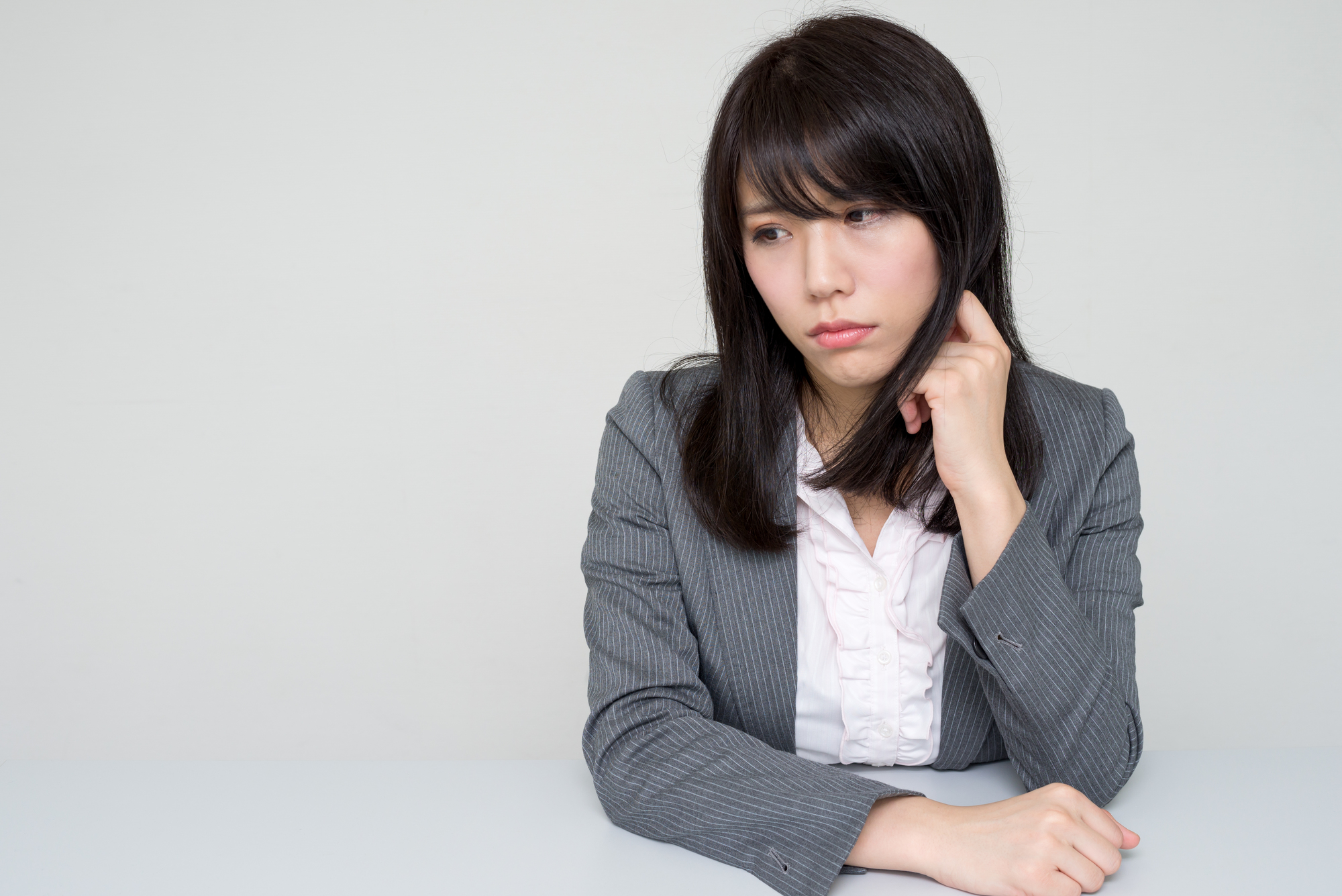 意外な盲点 仕事中の座り姿勢で印象が悪化していた Exgel Seating Lab エクスジェル シーティングラボ 株式会社 加地